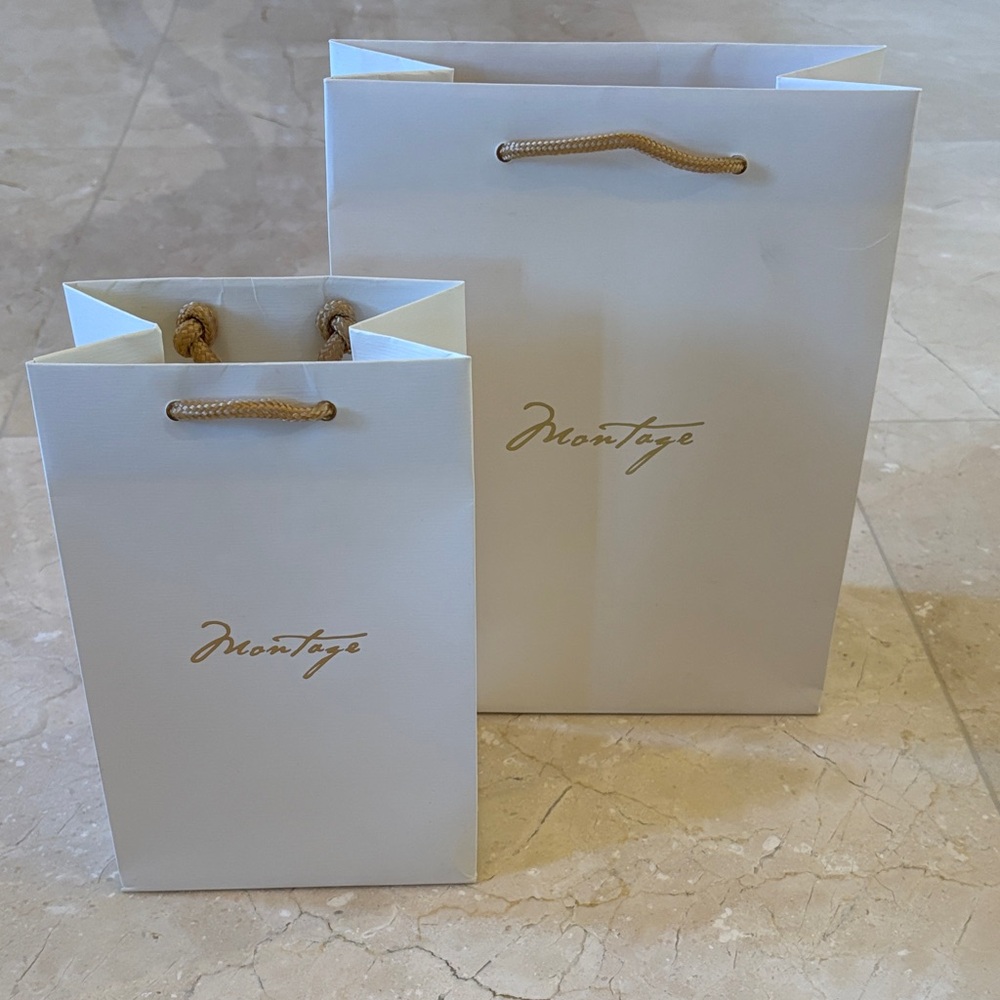 Montage Hotel Laguna Beach White Shopping Bag Set